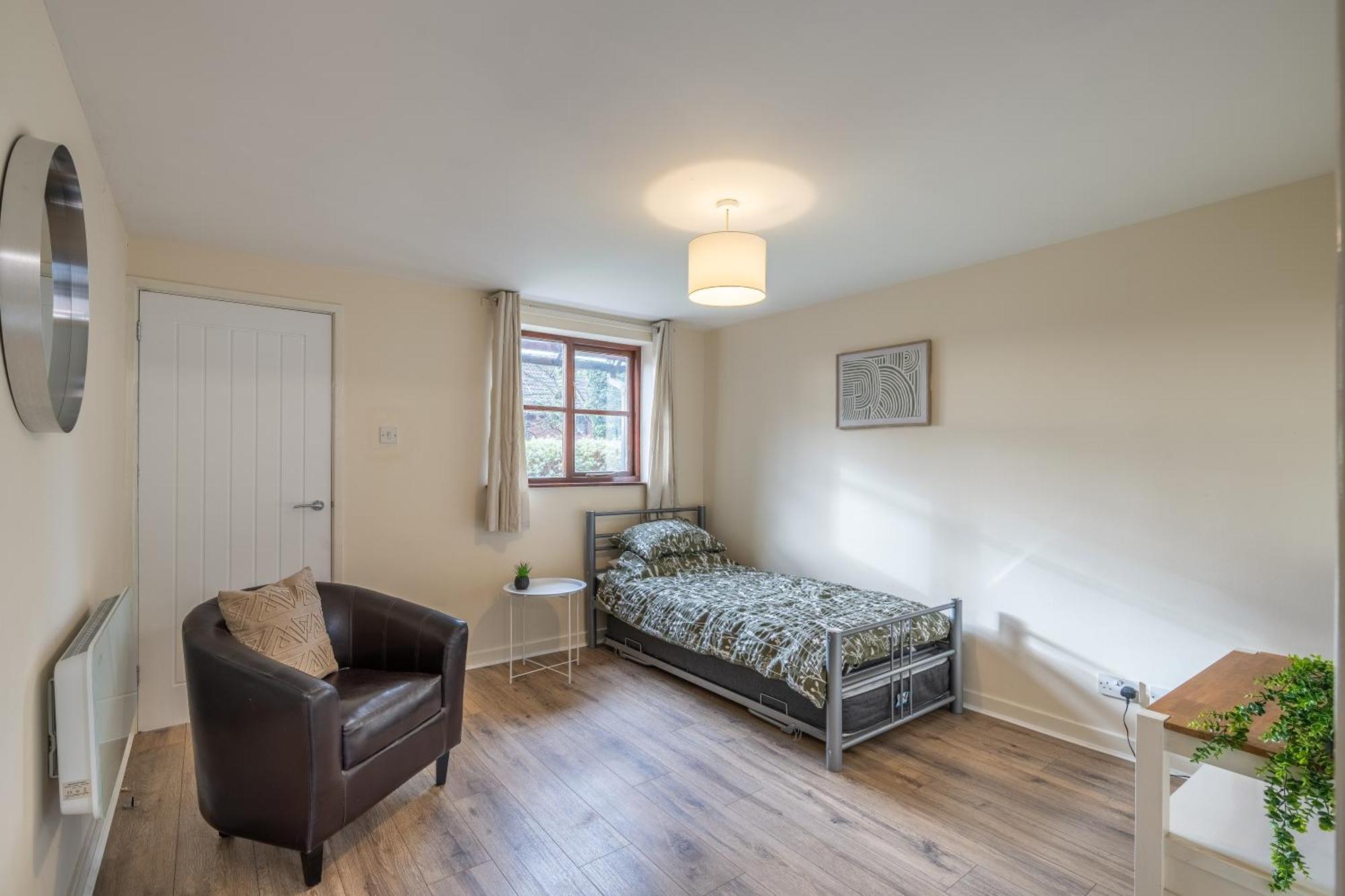 Modern Studio Flat In Wellington, Telford Wellington  Ngoại thất bức ảnh